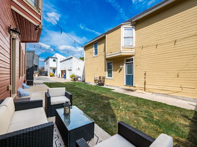 288 E 4th Avenue, Columbus, OH 43201