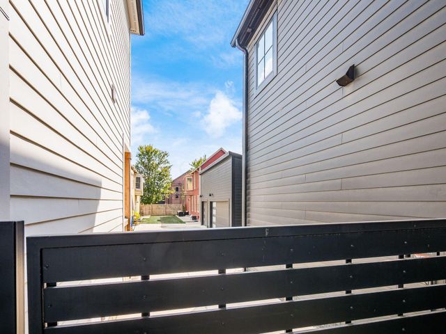 288 E 4th Avenue, Columbus, OH 43201