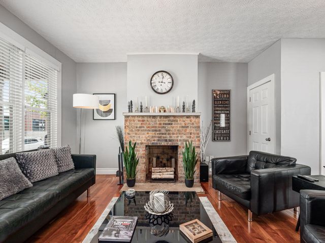 288 E 4th Avenue, Columbus, OH 43201