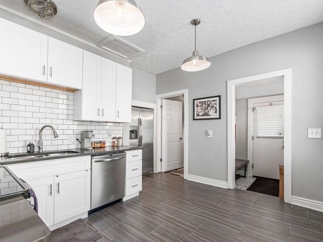 288 E 4th Avenue, Columbus, OH 43201