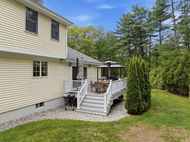 4 Hunters Road, Bedford, NH 03110