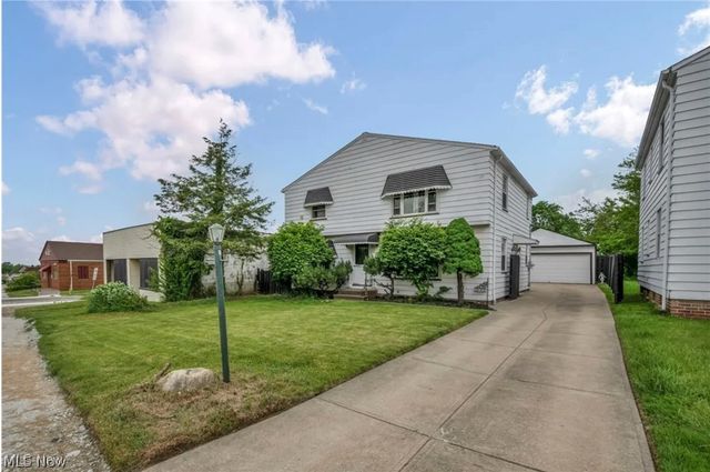 9309 Garfield Boulevard, Garfield Heights, OH 44125