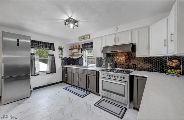 9309 Garfield Boulevard, Garfield Heights, OH 44125