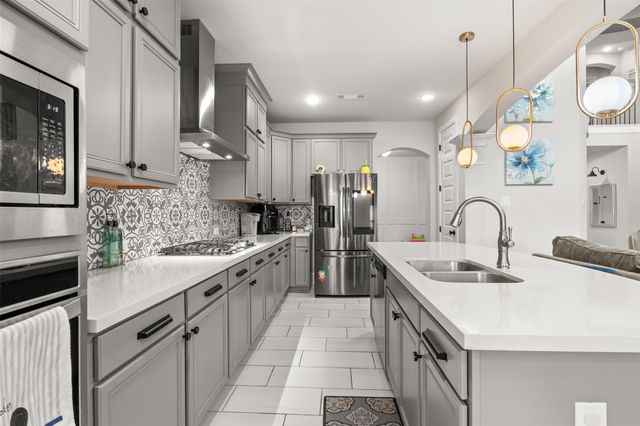 3017 Broadhaven Drive, Texas City, TX 77568