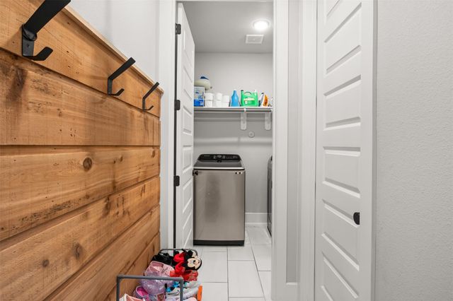 3017 Broadhaven Drive, Texas City, TX 77568