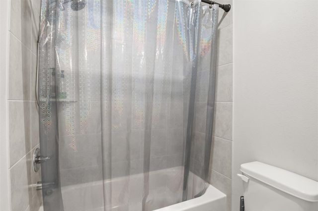 3017 Broadhaven Drive, Texas City, TX 77568