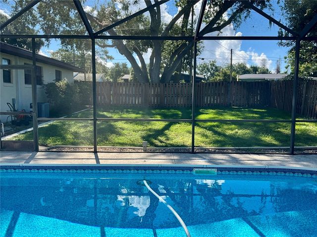 1332 LEE COURT, Leesburg, FL 34748