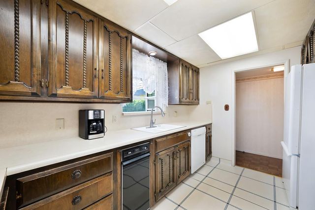 18493 N Jack Tone Rd, Lockeford, CA 95237