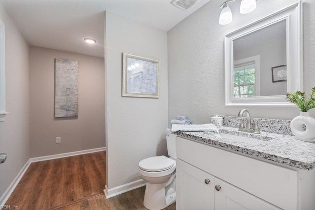 205 Fresno DR, Chesapeake, VA 23322