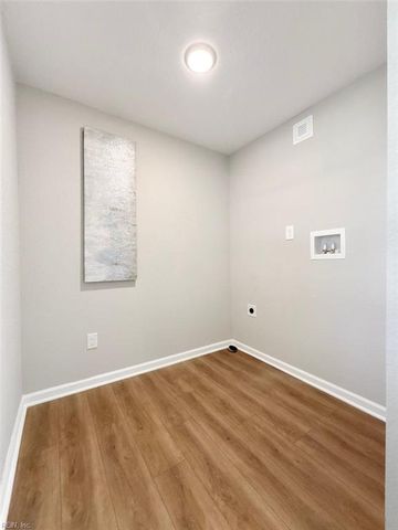 205 Fresno DR, Chesapeake, VA 23322