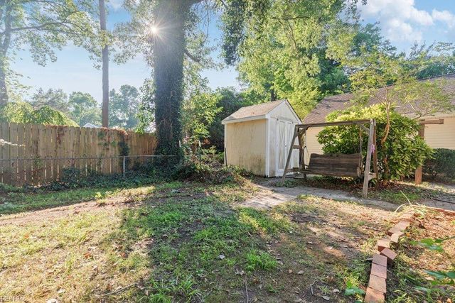 205 Fresno DR, Chesapeake, VA 23322