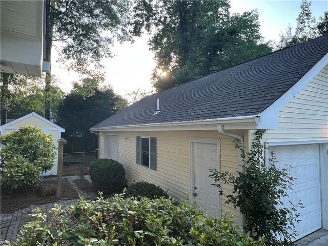 205 Fresno DR, Chesapeake, VA 23322