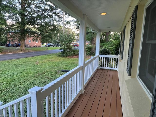 205 Fresno DR, Chesapeake, VA 23322