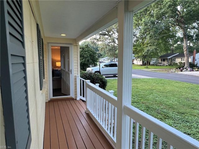205 Fresno DR, Chesapeake, VA 23322