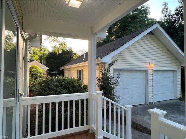 205 Fresno DR, Chesapeake, VA 23322