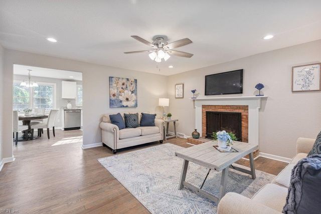 205 Fresno DR, Chesapeake, VA 23322