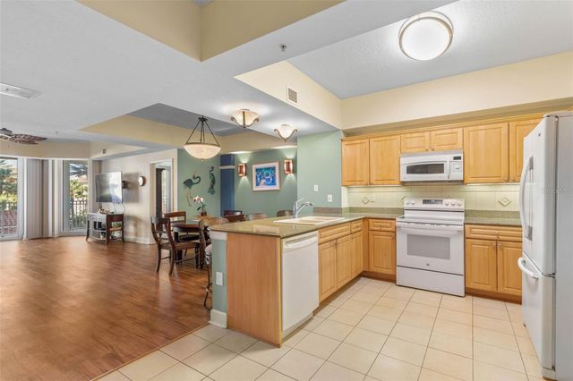 200 OCEAN CREST DRIVE 109, Palm Coast, FL 32137