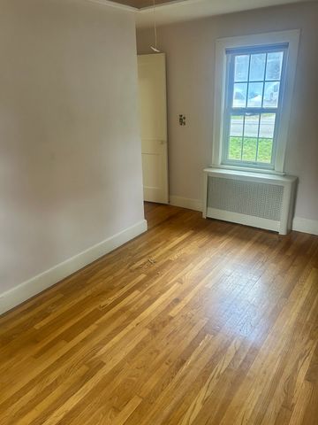 45 Mcphee Road 1, Framingham, MA 01701
