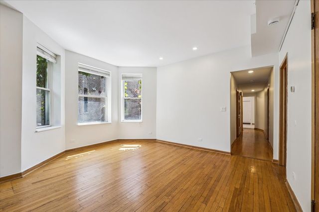 2751 W Logan Boulevard 2, Chicago, IL 60647