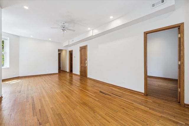 2751 W Logan Boulevard 2, Chicago, IL 60647