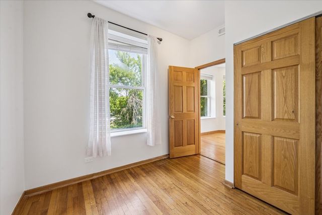2751 W Logan Boulevard 2, Chicago, IL 60647