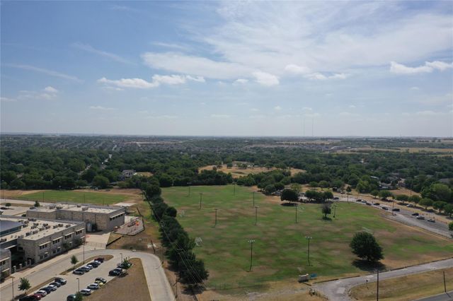 910 E 20th ST, Georgetown, TX 78626