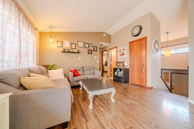 404 23rd Avenue N, Sartell, MN 56377