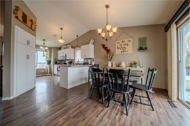 404 23rd Avenue N, Sartell, MN 56377