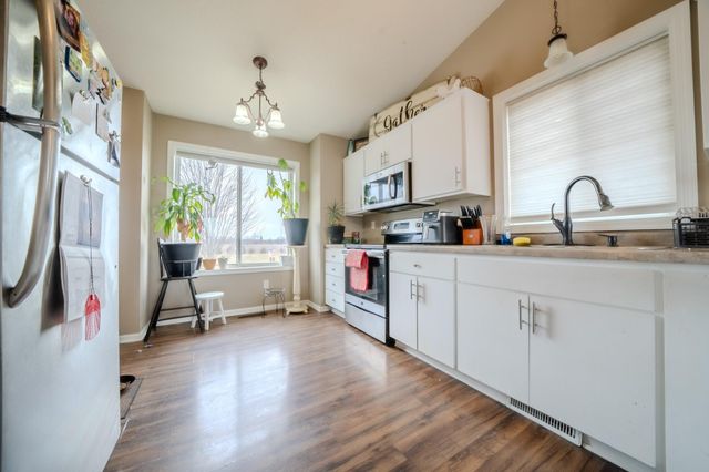 404 23rd Avenue N, Sartell, MN 56377