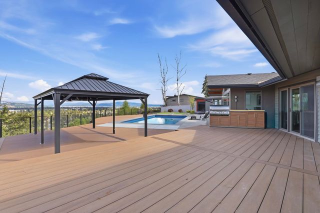 7410 N Walnut St, Spokane, WA 99208