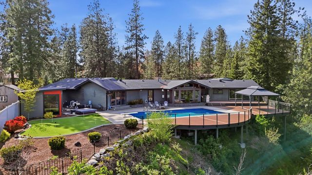 7410 N Walnut St, Spokane, WA 99208