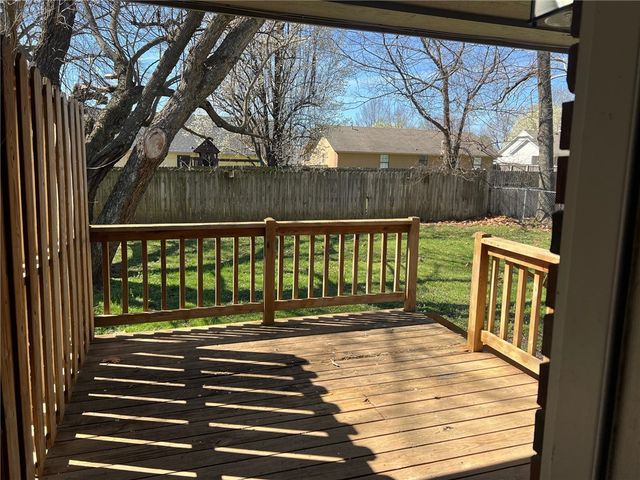 1012 Whipporwill Lane, Siloam Springs, AR 72761