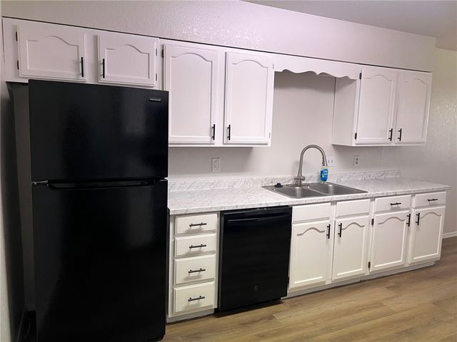 1012 Whipporwill Lane, Siloam Springs, AR 72761