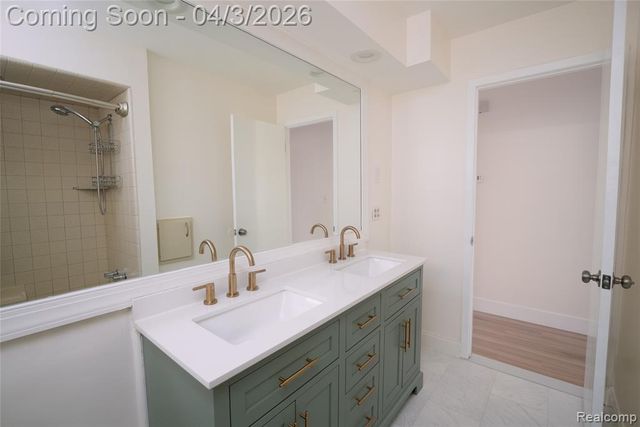 2632 Downey Drive, Troy, MI 48083