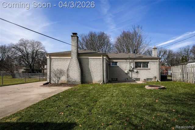 2632 Downey Drive, Troy, MI 48083