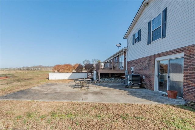 2011 Lamb Road, Lexington, NC 27295
