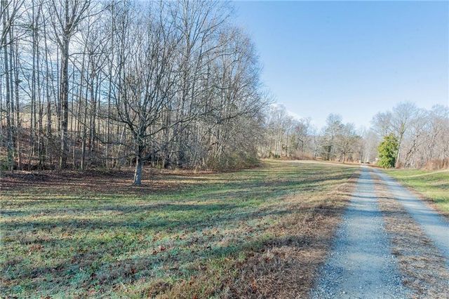 2011 Lamb Road, Lexington, NC 27295