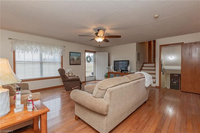 2011 Lamb Road, Lexington, NC 27295