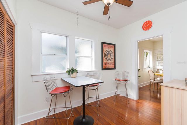 917 E BROAD STREET, Tampa, FL 33604