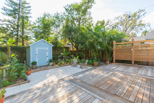 917 E BROAD STREET, Tampa, FL 33604