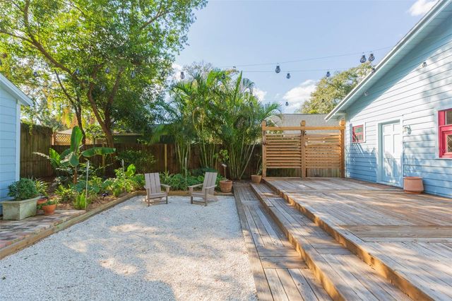 917 E BROAD STREET, Tampa, FL 33604