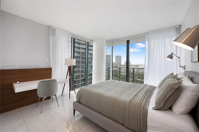 650 NE 32nd St 1501, Miami, FL 33137