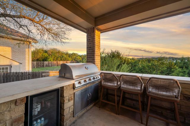 21824 Rock Wren RD, Spicewood, TX 78669