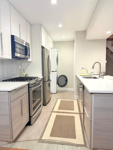 618 E Old Willow Road 183-B, Prospect Heights, IL 60070