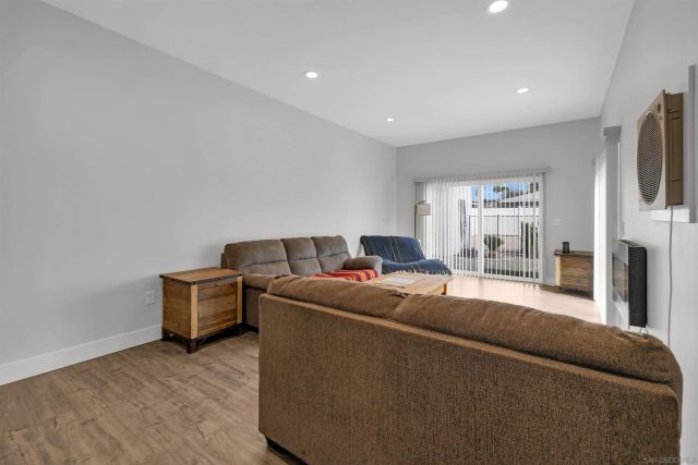 469 Taft, El Cajon, CA 92020