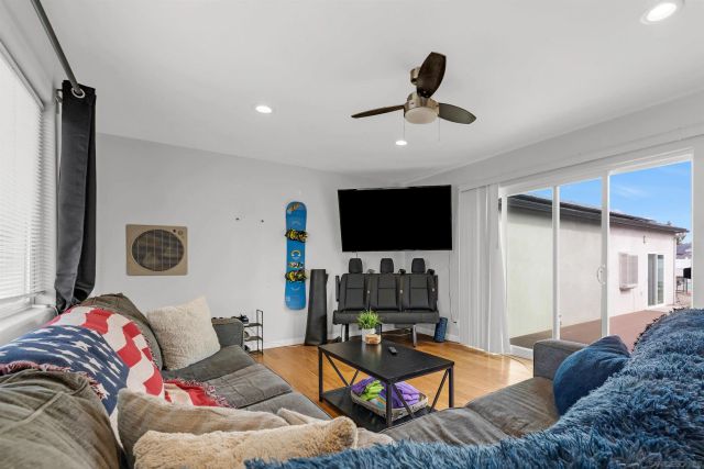 469 Taft, El Cajon, CA 92020