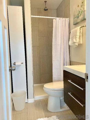 469 Taft, El Cajon, CA 92020