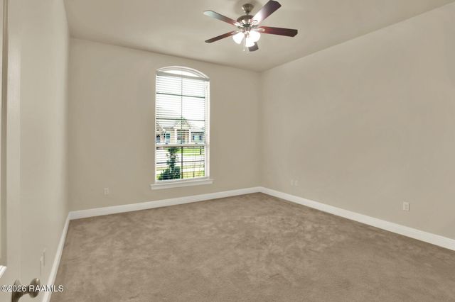 113 Arrowwood Road, Youngsville, LA 70592