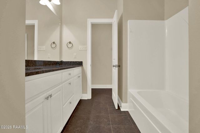 113 Arrowwood Road, Youngsville, LA 70592