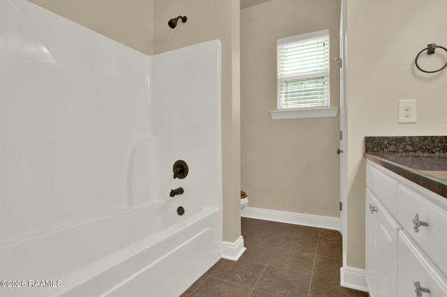 113 Arrowwood Road, Youngsville, LA 70592